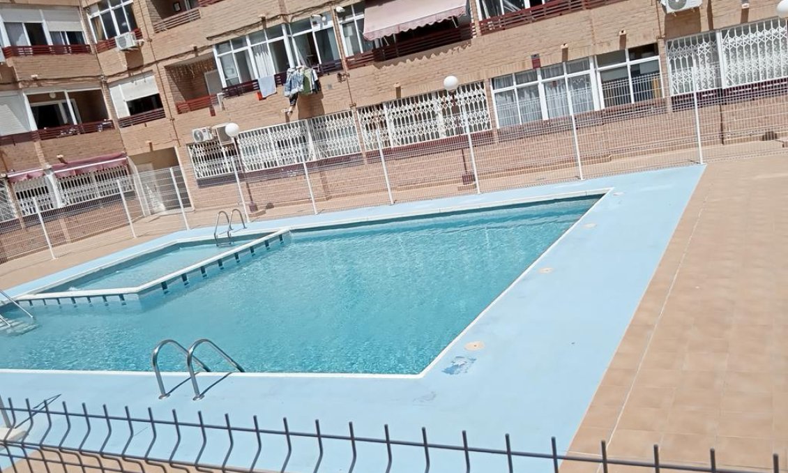 Használt Ingatlanok - Apartman -
Torrevieja - El Molino