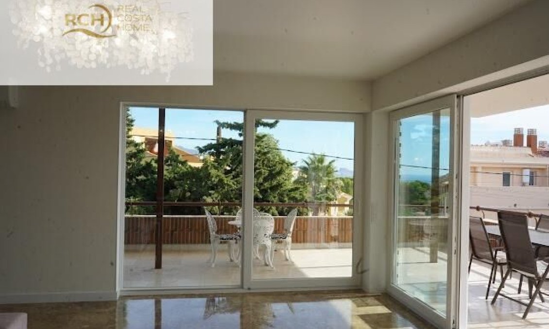 Segunda mano - Villa -
La Nucía - Montebello - Nou Espai