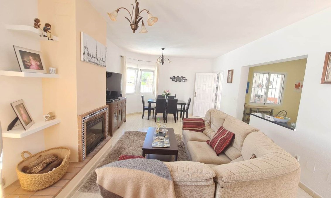 Használt Ingatlanok - Villa -
Orihuela Costa - Costa Blanca