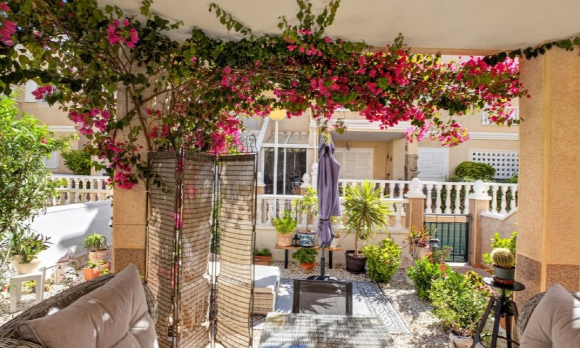 Használt Ingatlanok - Bungaló -
Orihuela - Inland