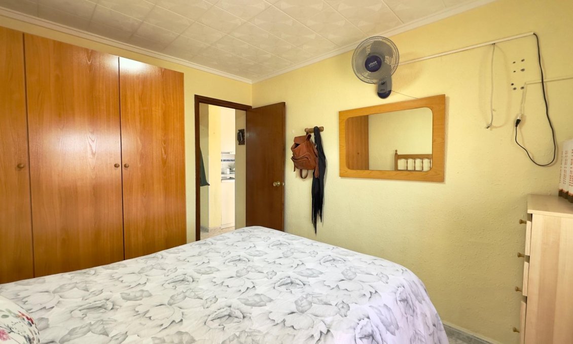 Használt Ingatlanok - Bungaló -
Torrevieja - Torretas