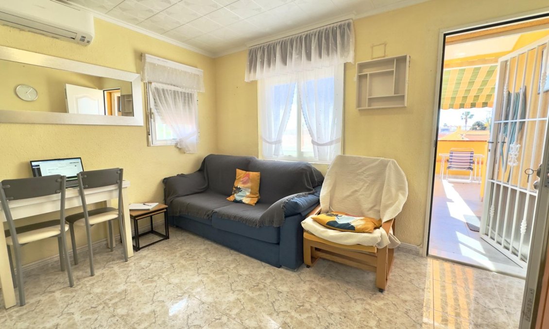 Használt Ingatlanok - Bungaló -
Torrevieja - Torretas