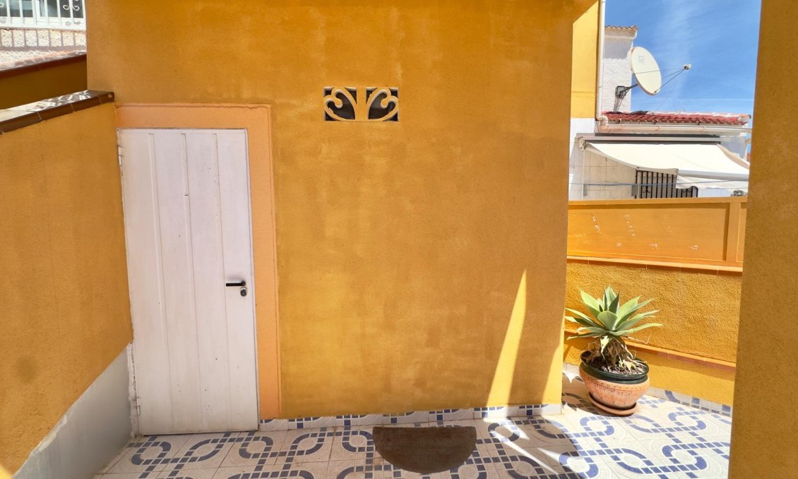 Használt Ingatlanok - Bungaló -
Torrevieja - Torretas