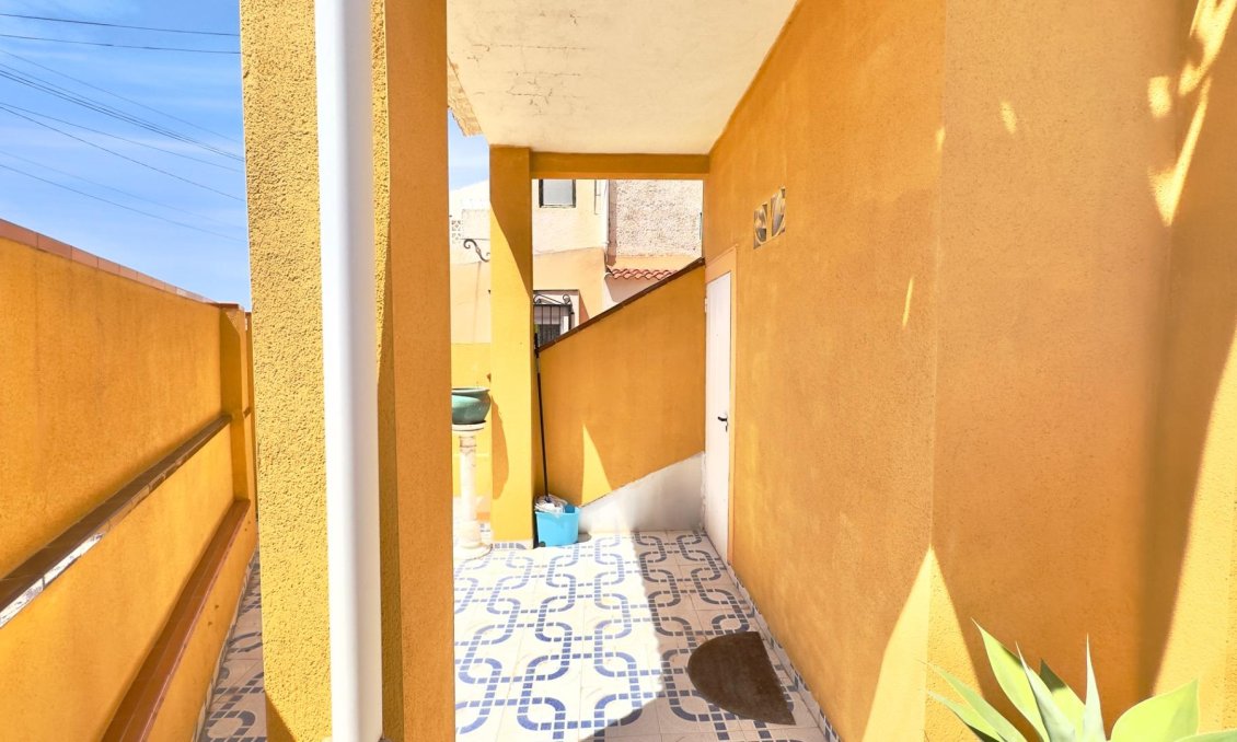Használt Ingatlanok - Bungaló -
Torrevieja - Torretas