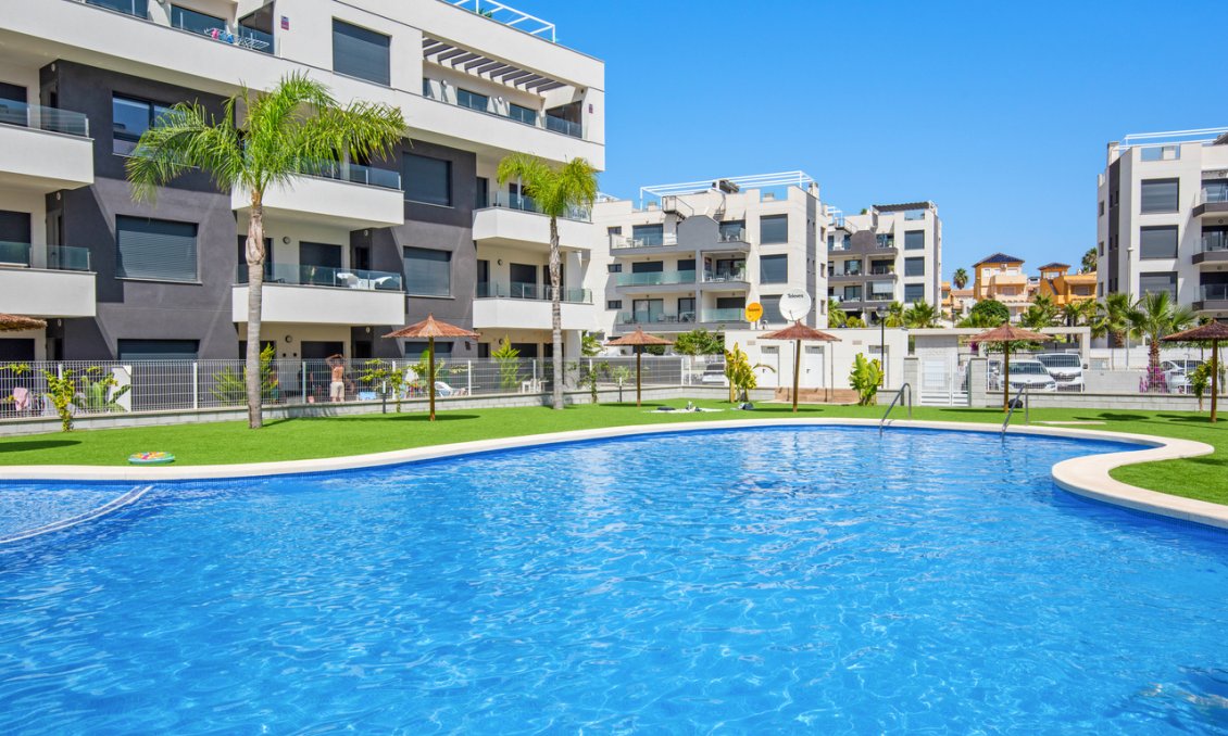Használt Ingatlanok - Tetőtéri lakás -
Villamartin - Costa Blanca