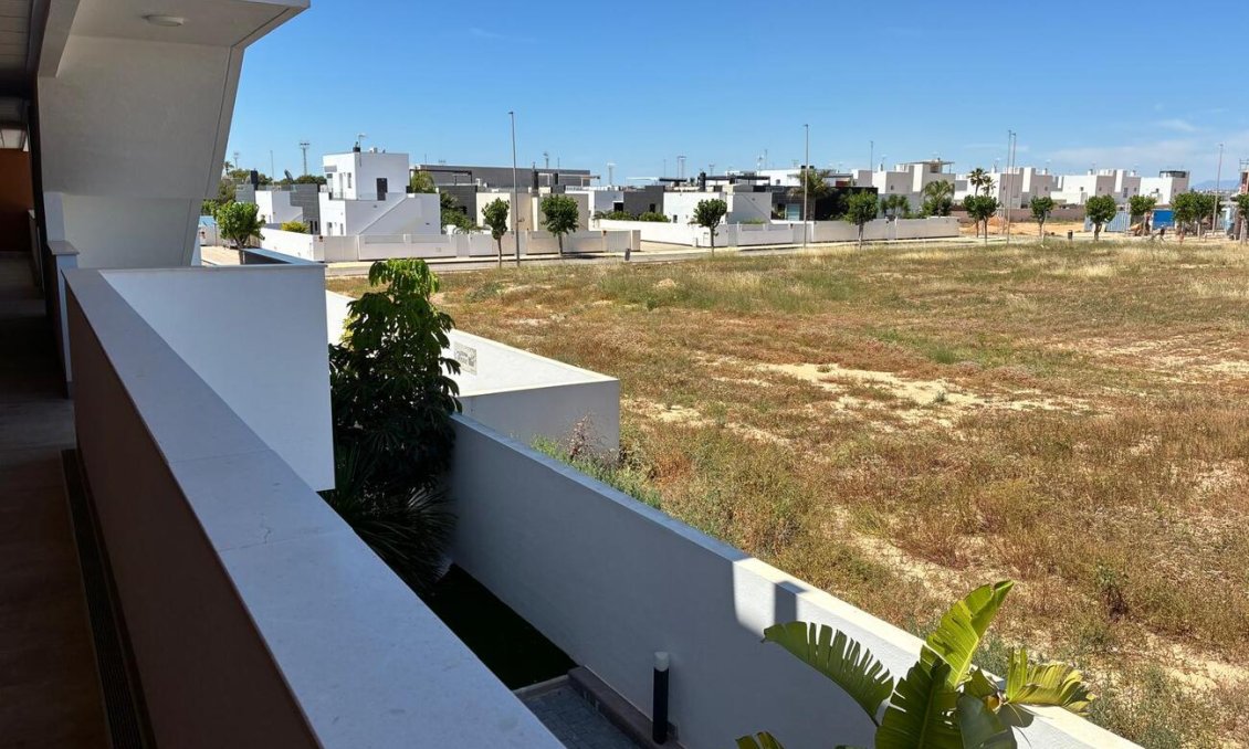 Segunda mano - Apartamento -
Pilar de la Horadada - Costa Blanca