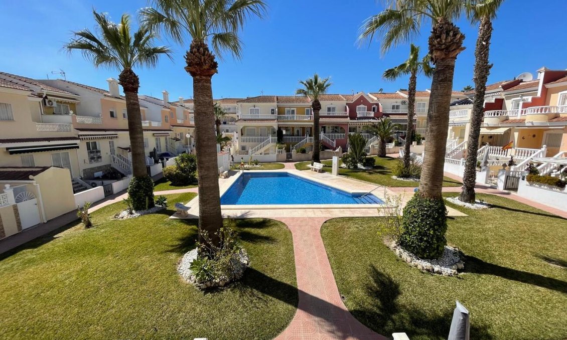 Revânzare - Casă înșiruită -
Ciudad Quesada - Costa Blanca