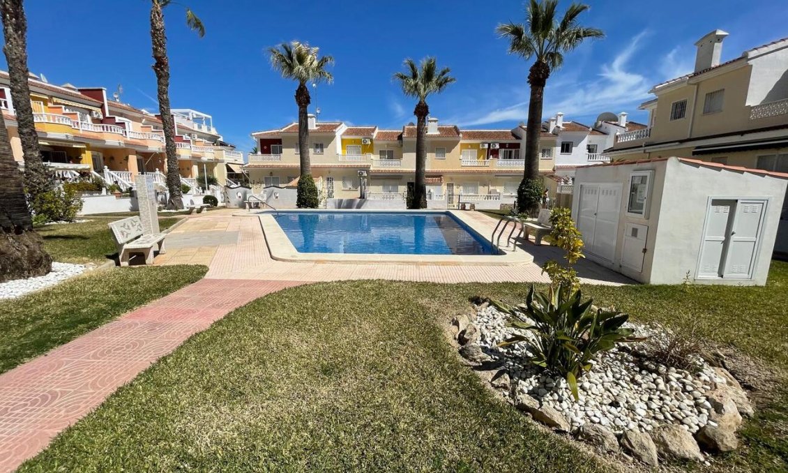Revânzare - Casă înșiruită -
Ciudad Quesada - Costa Blanca