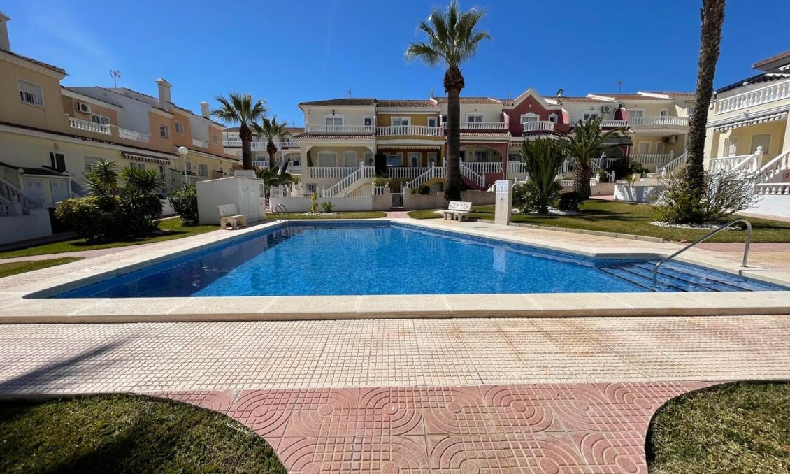 Revânzare - Casă înșiruită -
Ciudad Quesada - Costa Blanca