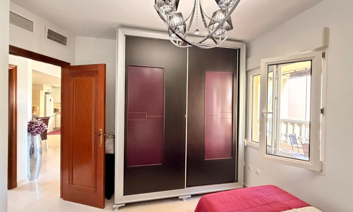 Segunda mano - Apartamento -
Torrevieja - Aldea Del Mar