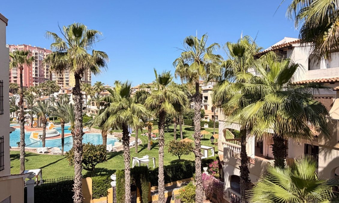 Segunda mano - Apartamento -
Torrevieja - Aldea Del Mar