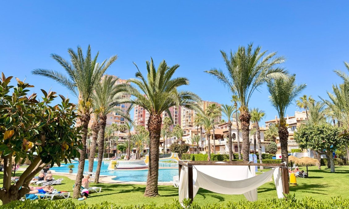 Segunda mano - Apartamento -
Torrevieja - Aldea Del Mar
