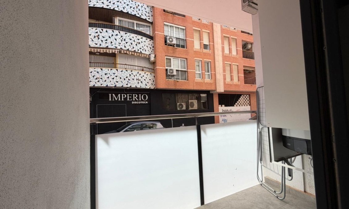 Segunda mano - Apartamento -
Torrevieja - Playa del Cura