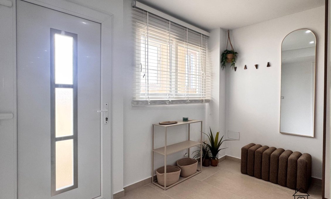Wiederverkauf - Wohnung -
Torrevieja - El Acequión - Los Náufragos