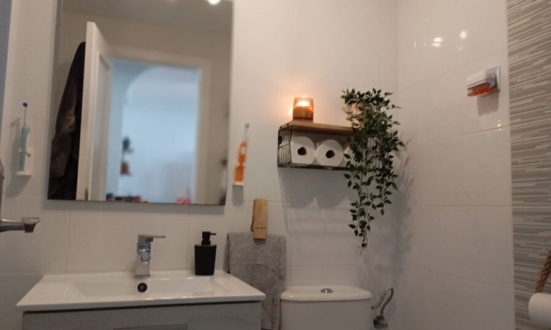 Revânzare - Apartament -
Vistabella Golf Entre Naranjos - Inland