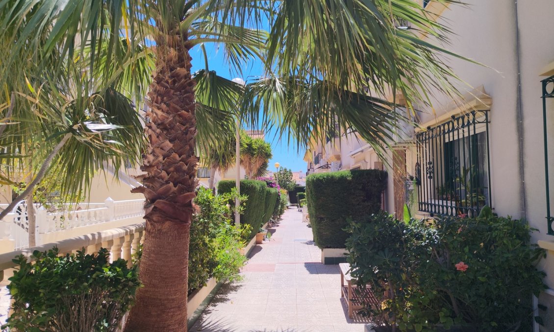 Revânzare - Casă înșiruită -
La Zenia - Costa Blanca