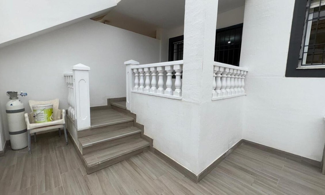 Revânzare - Bungalou -
Torrevieja - PARQUE DE LAS NACIONES