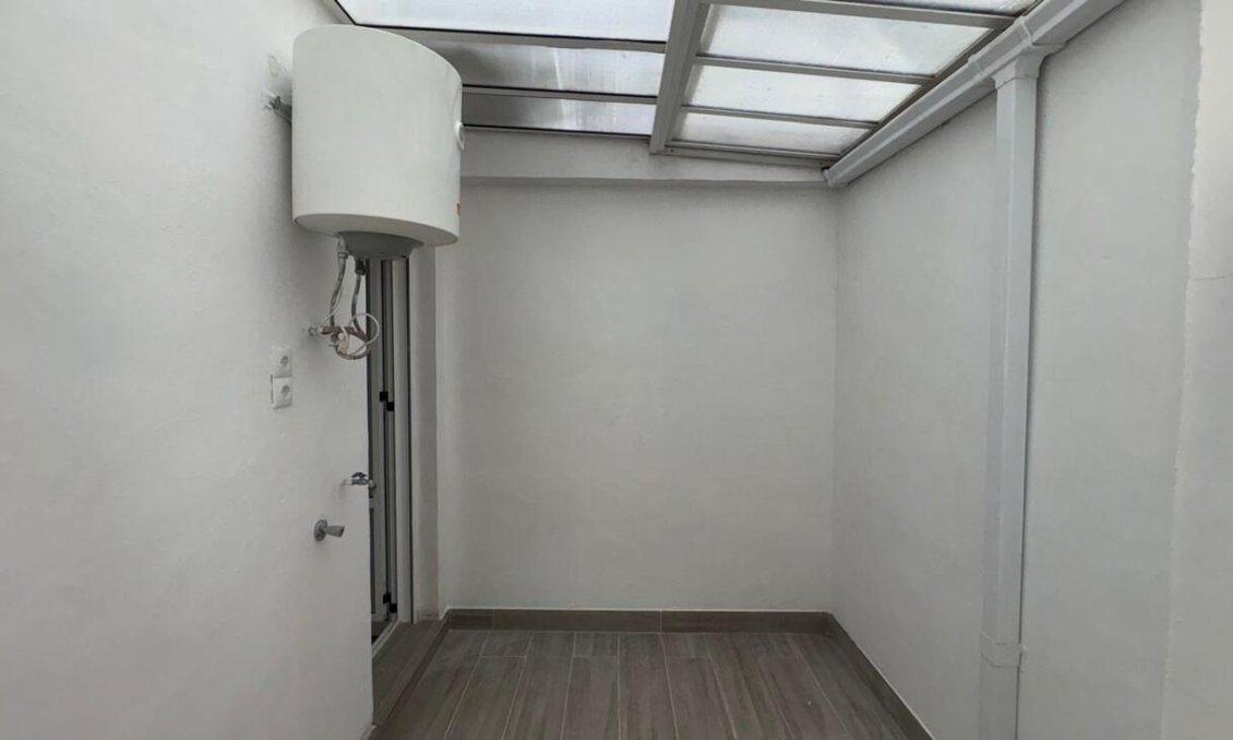 Revânzare - Bungalou -
Torrevieja - PARQUE DE LAS NACIONES