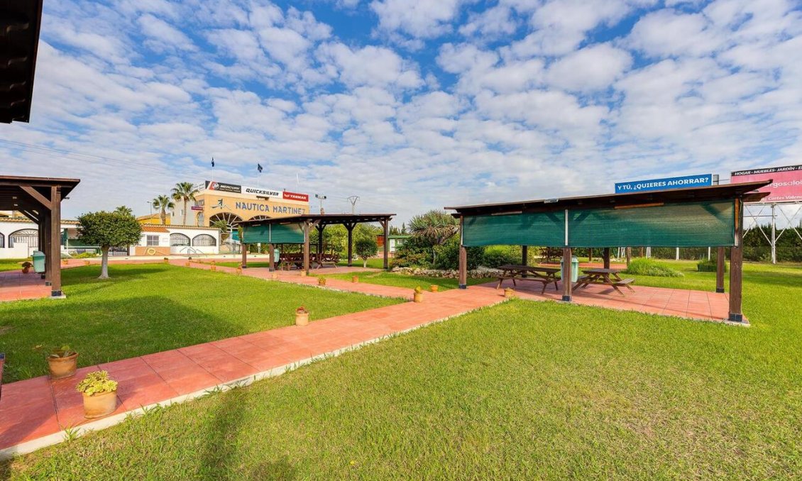 Revânzare - Bungalou -
Torrevieja - PARQUE DE LAS NACIONES