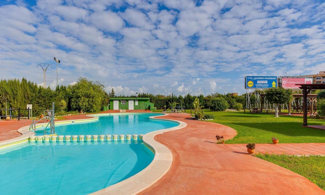 Revânzare - Bungalou -
Torrevieja - PARQUE DE LAS NACIONES