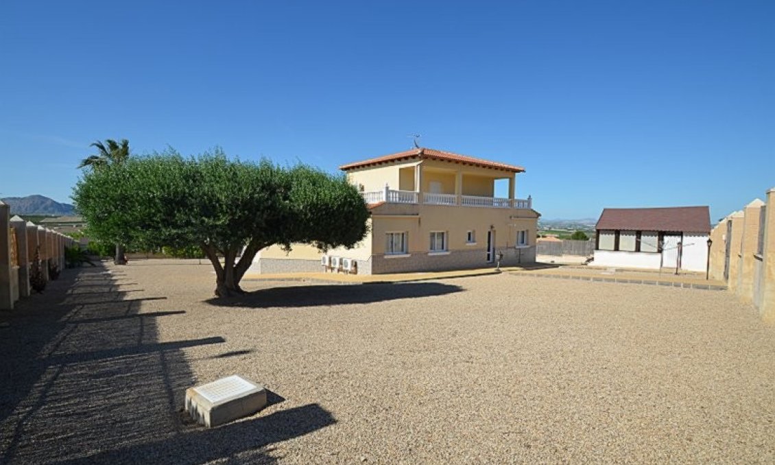 Revânzare - Vilă -
Campos del Río - Inland