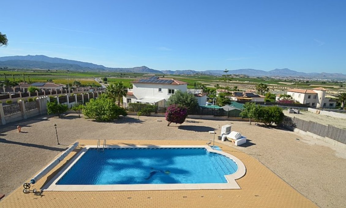 Revânzare - Vilă -
Campos del Río - Inland