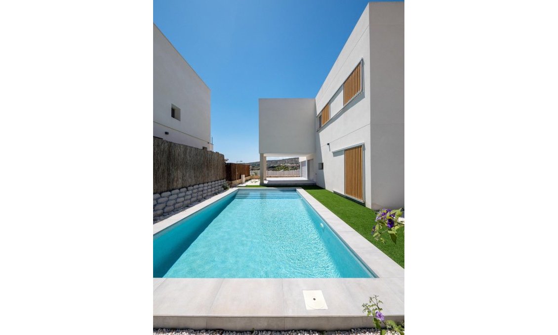 Obra nueva - Villa -
Algorfa - La Finca Golf