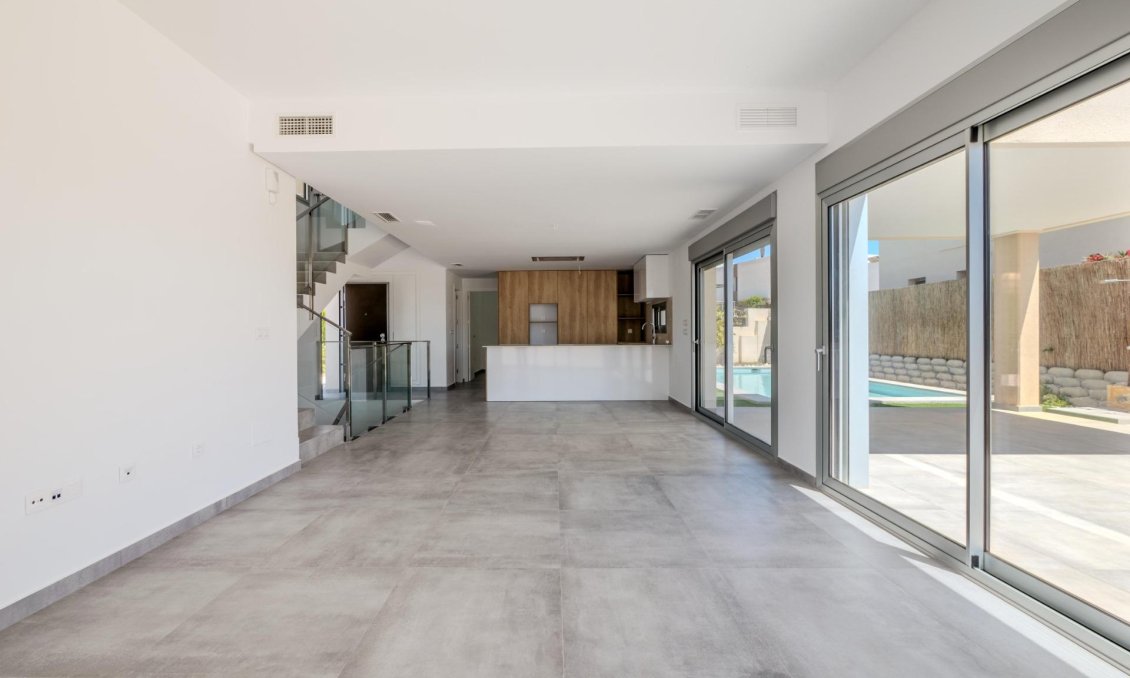 Obra nueva - Villa -
Algorfa - La Finca Golf