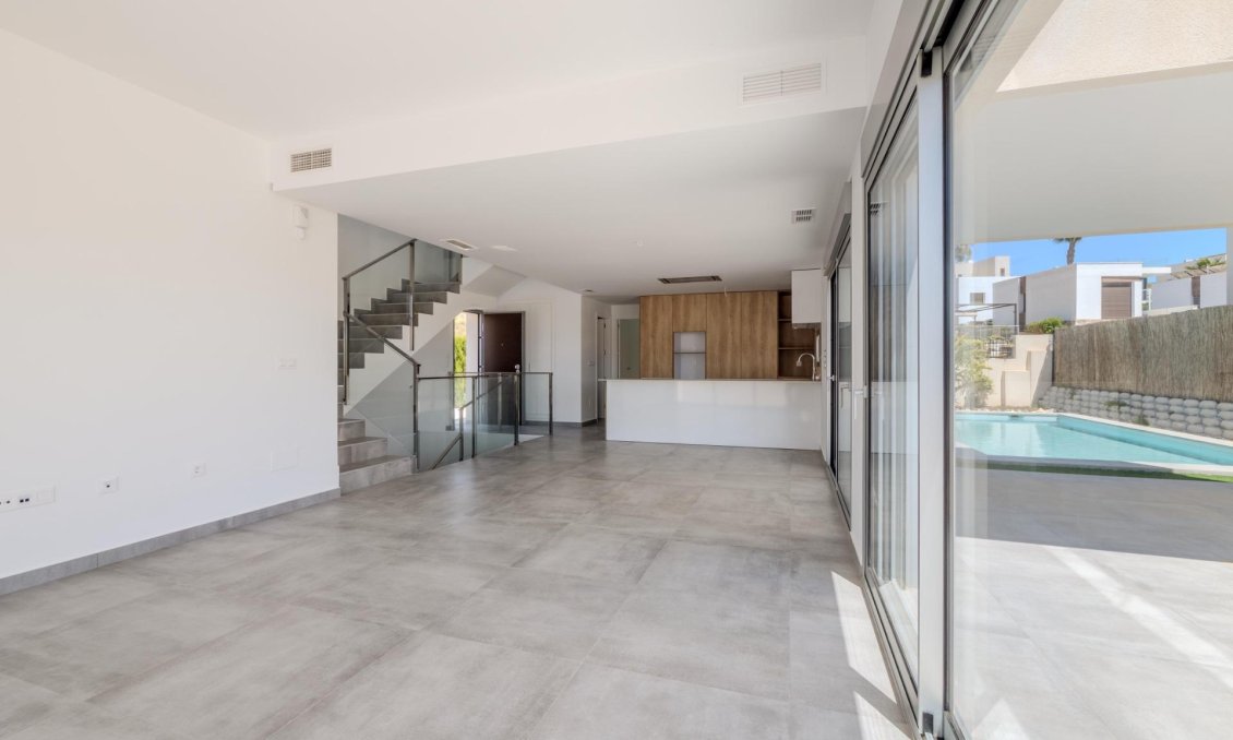 Obra nueva - Villa -
Algorfa - La Finca Golf