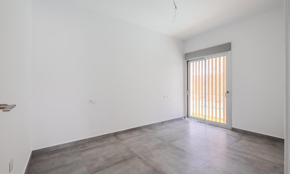 Obra nueva - Villa -
Algorfa - La Finca Golf