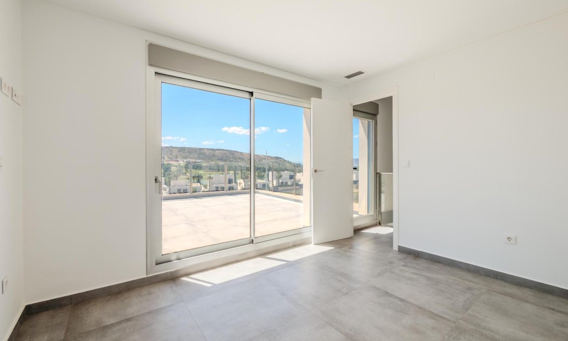 Obra nueva - Villa -
Algorfa - La Finca Golf