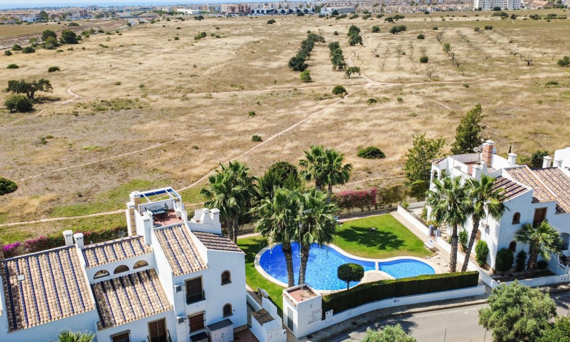 Használt Ingatlanok - Apartman -
Orihuela Costa - Costa Blanca