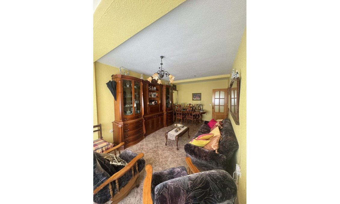 Revânzare - Apartament -
Orihuela - Los Andenes