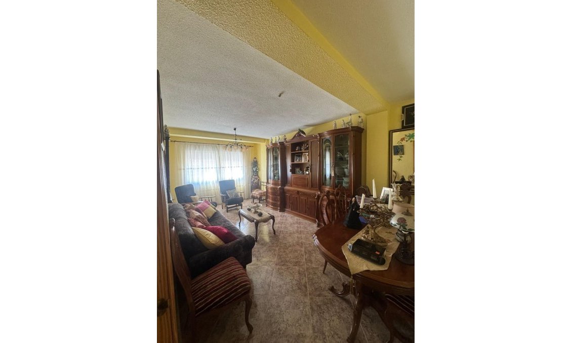 Revânzare - Apartament -
Orihuela - Los Andenes