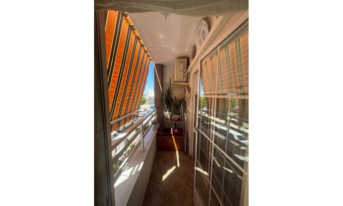 Revânzare - Apartament -
Orihuela - Los Andenes