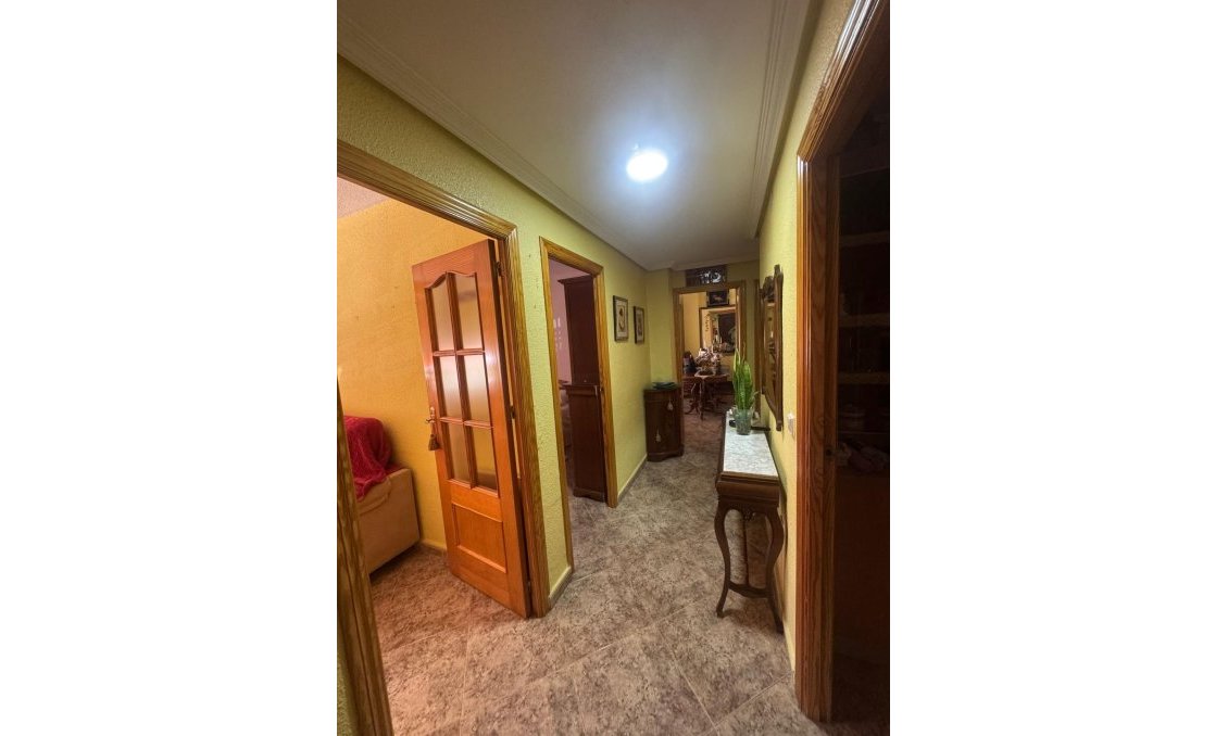 Revânzare - Apartament -
Orihuela - Los Andenes