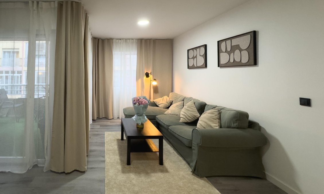 Revânzare - Apartament -
Torrevieja - Curva Del Palangre