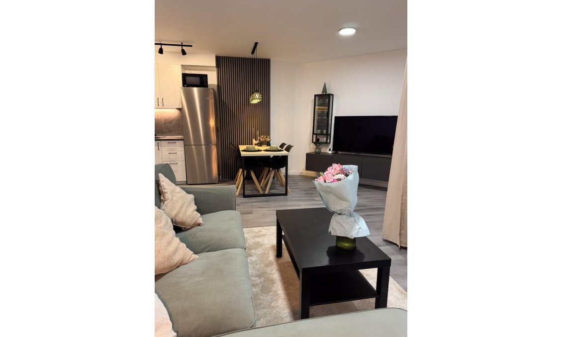 Revânzare - Apartament -
Torrevieja - Curva Del Palangre