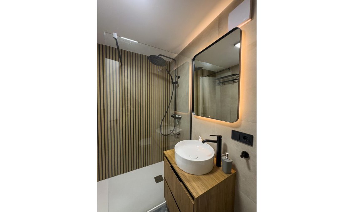 Revânzare - Apartament -
Torrevieja - Curva Del Palangre