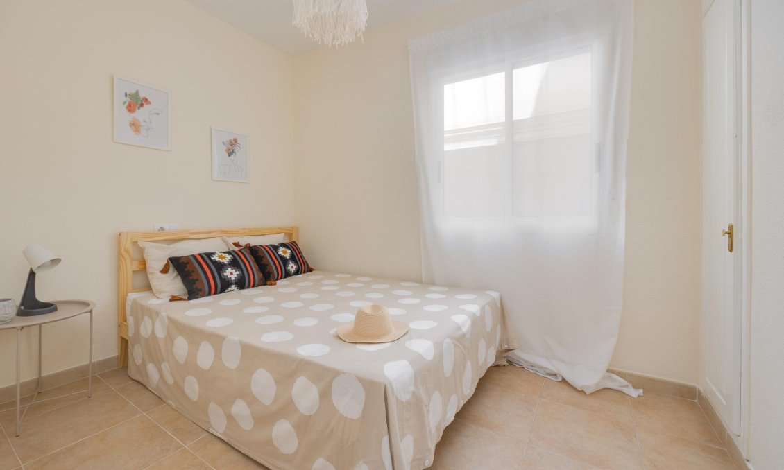 Használt Ingatlanok - Bungaló -
Torrevieja - Aguas Nuevas 1