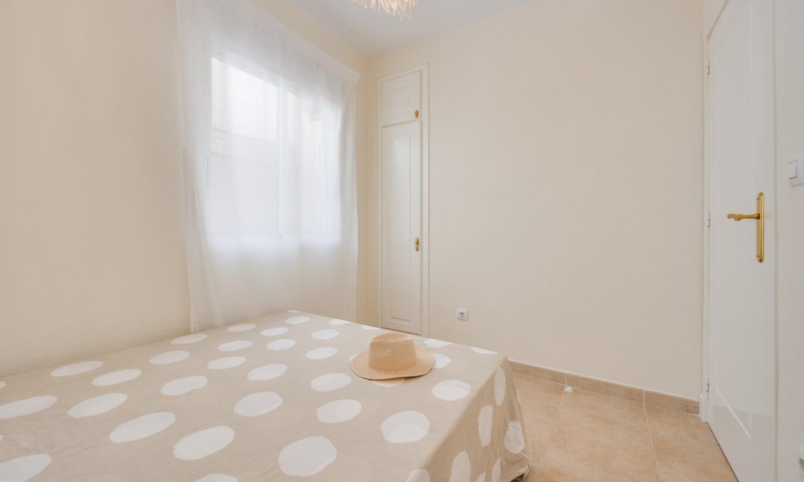 Használt Ingatlanok - Bungaló -
Torrevieja - Aguas Nuevas 1