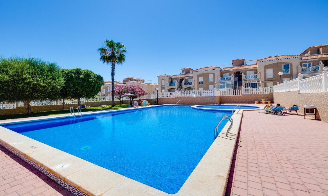 Használt Ingatlanok - Bungaló -
Torrevieja - Aguas Nuevas 1