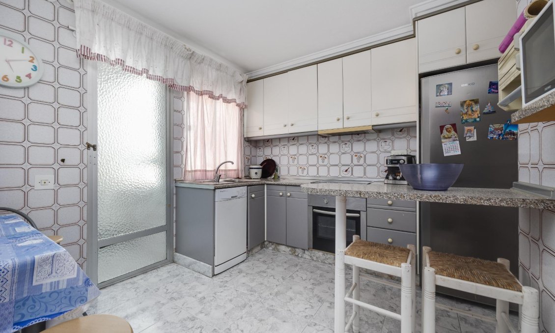Használt Ingatlanok - Apartman -
Torrevieja - Centrum