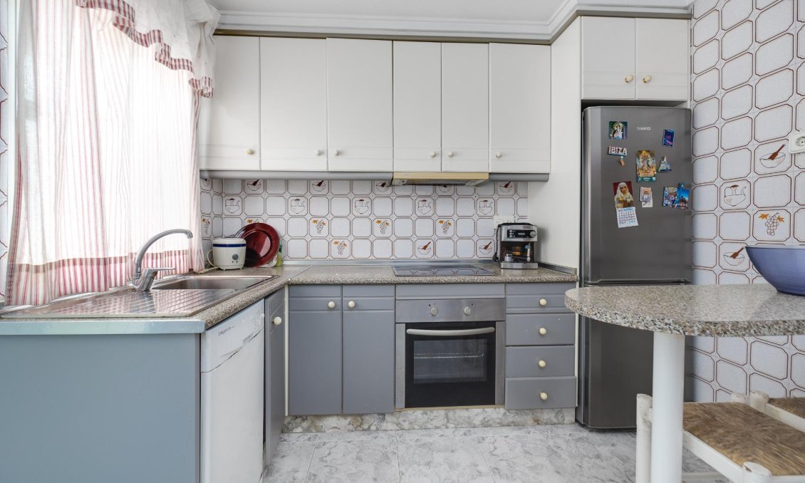 Használt Ingatlanok - Apartman -
Torrevieja - Centrum