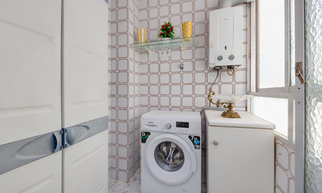 Használt Ingatlanok - Apartman -
Torrevieja - Centrum