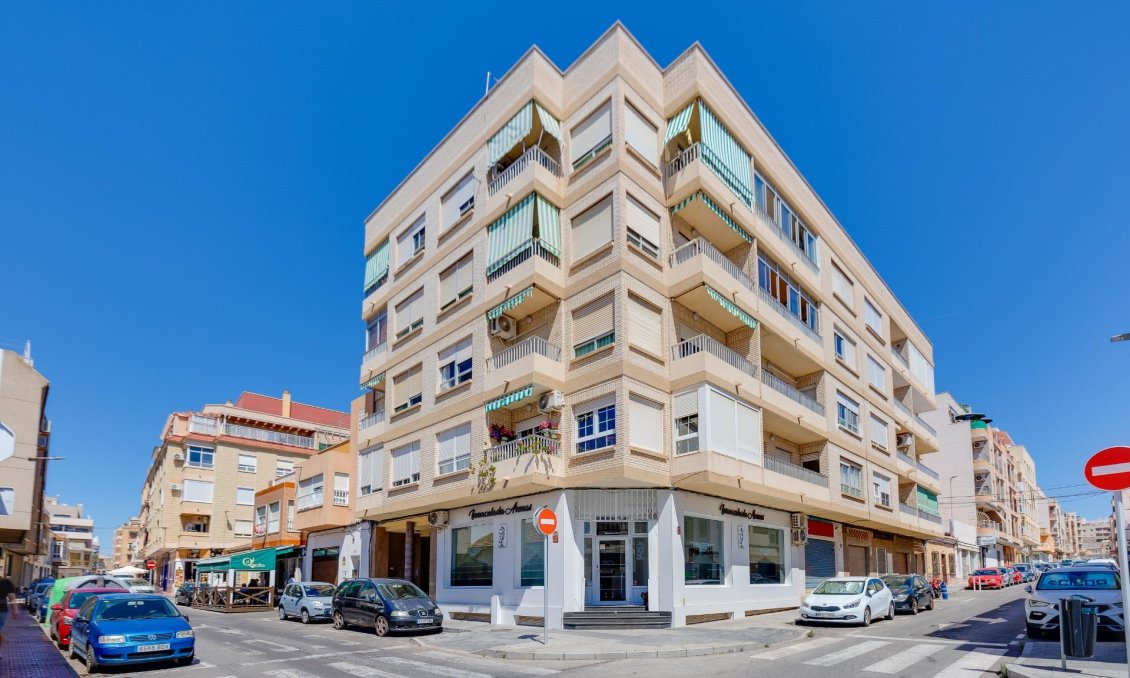 Használt Ingatlanok - Apartman -
Torrevieja - Centrum
