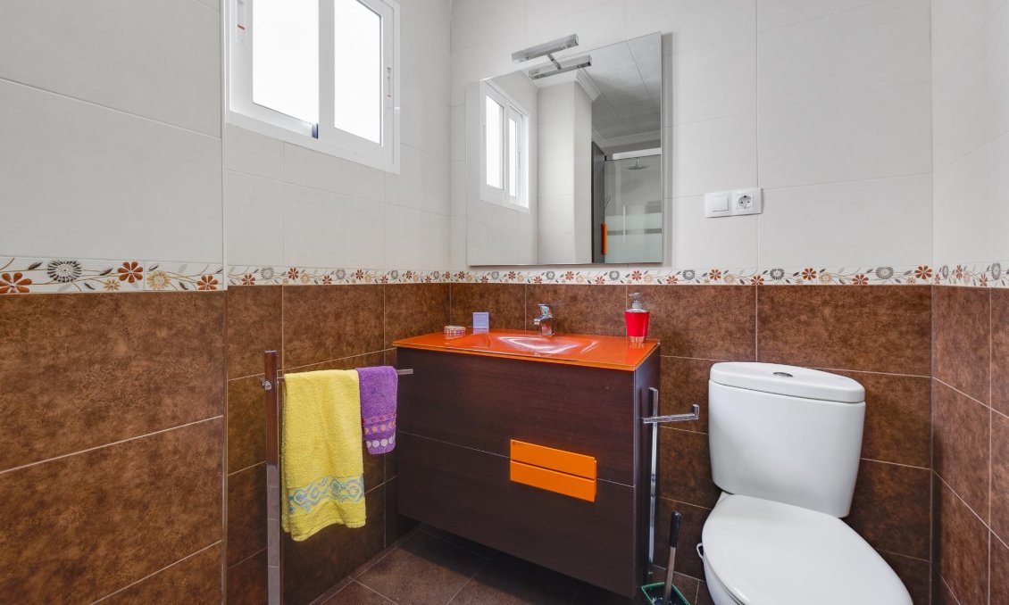 Használt Ingatlanok - Apartman -
Torrevieja - Centrum