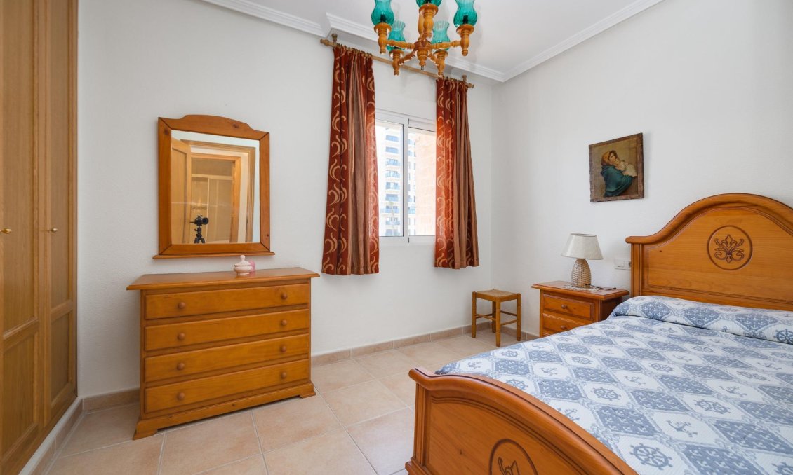 Használt Ingatlanok - Sorház -
Torrevieja - La Veleta