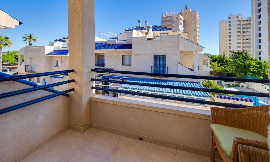 Használt Ingatlanok - Sorház -
Torrevieja - La Veleta