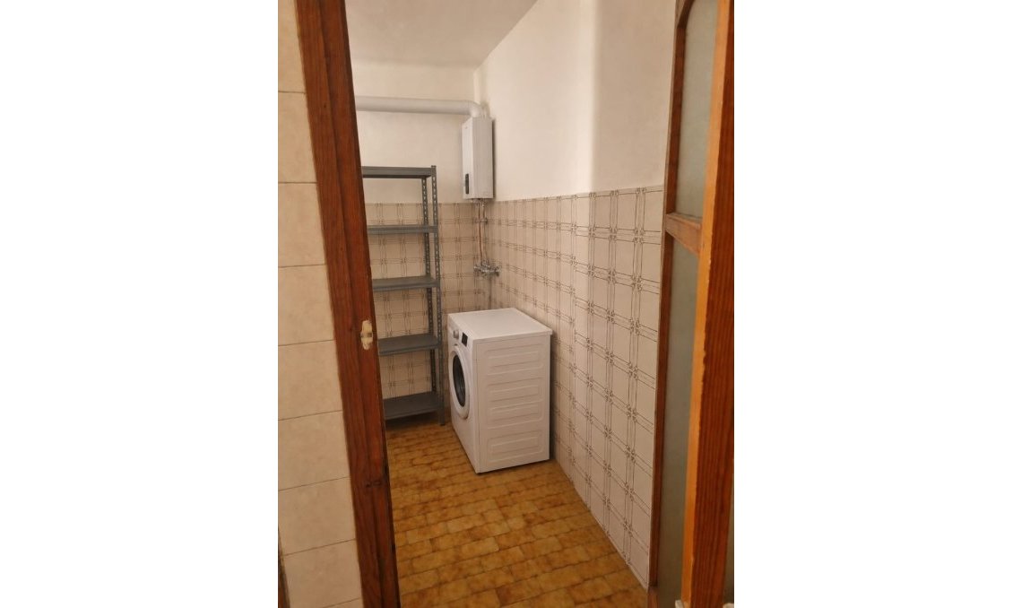 Használt Ingatlanok - Apartman -
Pinoso - Inland